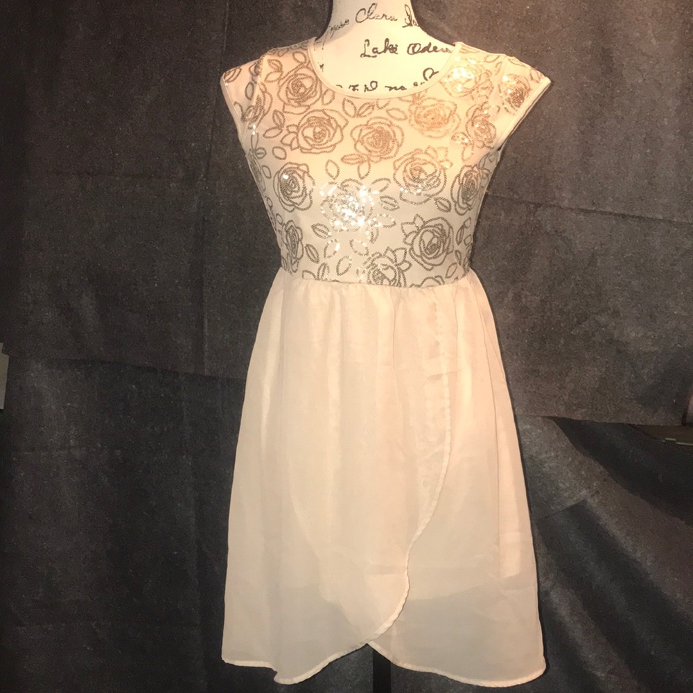 Stunning George Gold Rose Sequence Dress